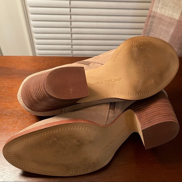 Ivanka Trump Thelma Tan Suede Ankle Boots Size 10 - Picture 10 of 16